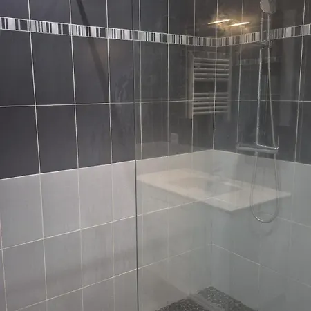 2 Pieces, Meridia Apartman