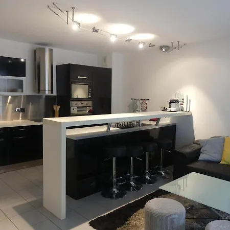 2 Pieces, Meridia Apartman Nizza