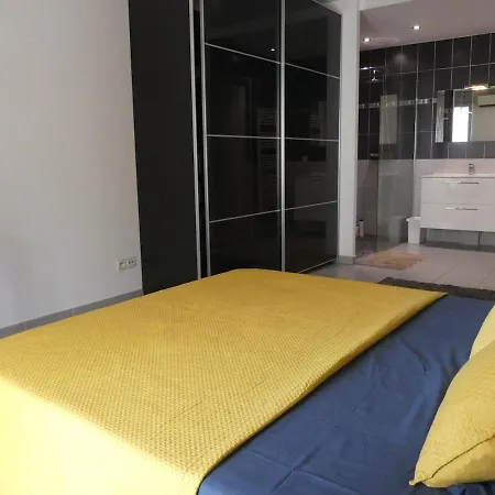 2 Pieces, Meridia Apartman Nizza