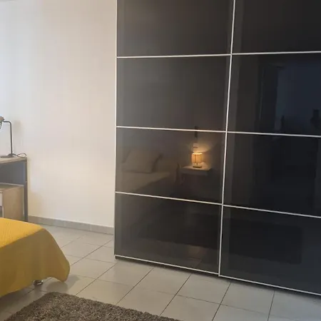 2 Pieces, Meridia *